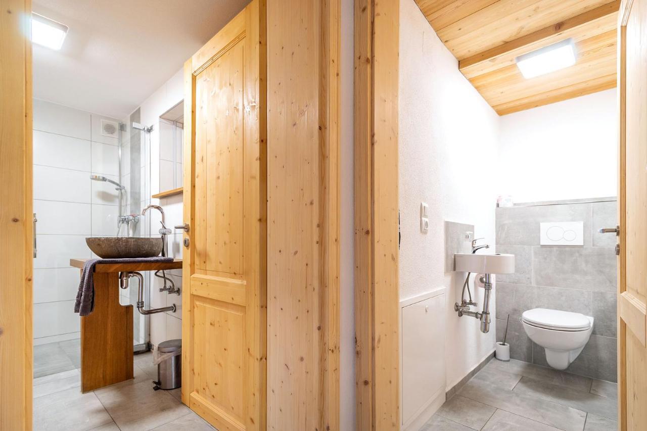 Alpen-Hostel - Apartment Talstation Mit Motorradvermietung Memmingen Eksteriør billede