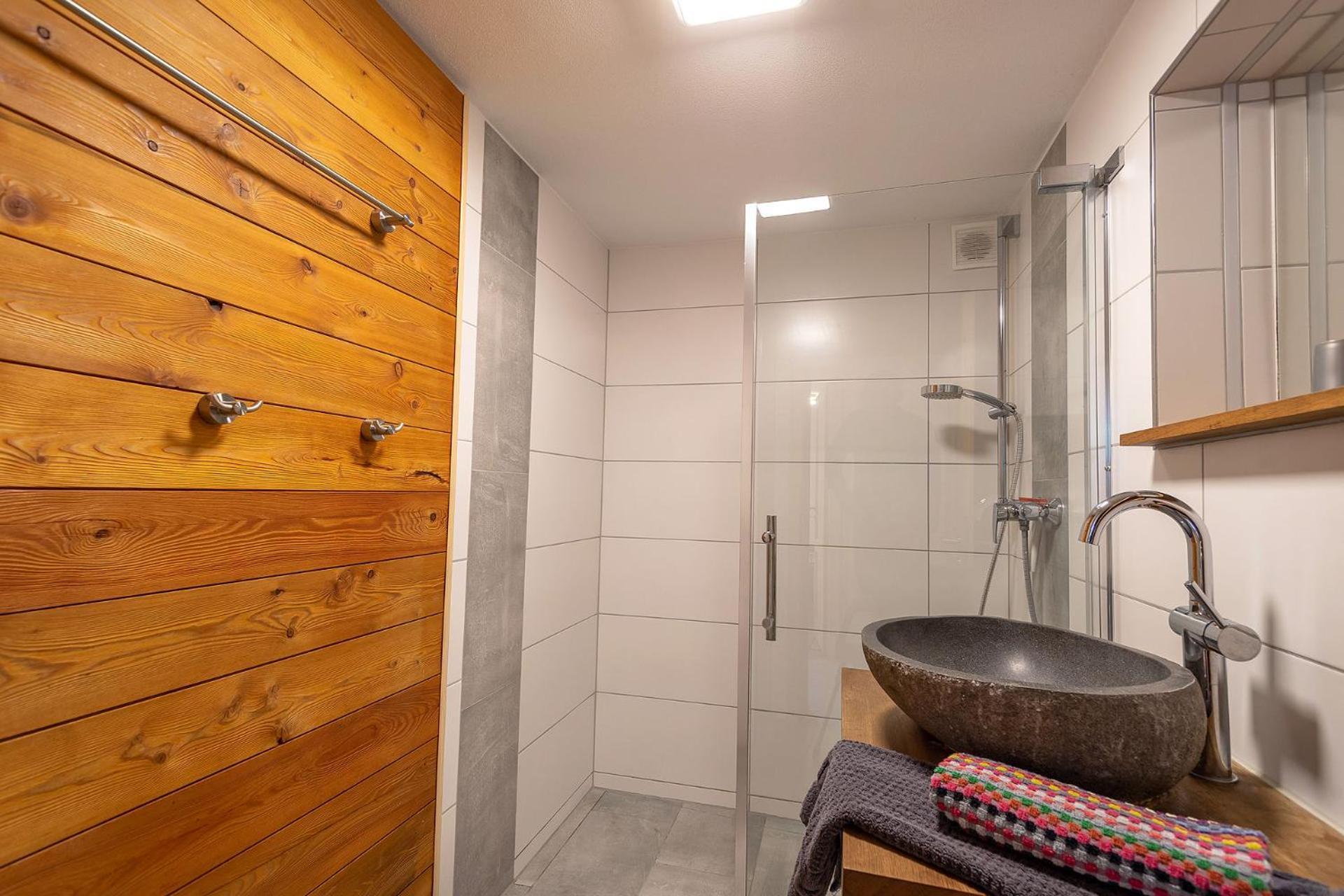Alpen-Hostel - Apartment Talstation Mit Motorradvermietung Memmingen Eksteriør billede